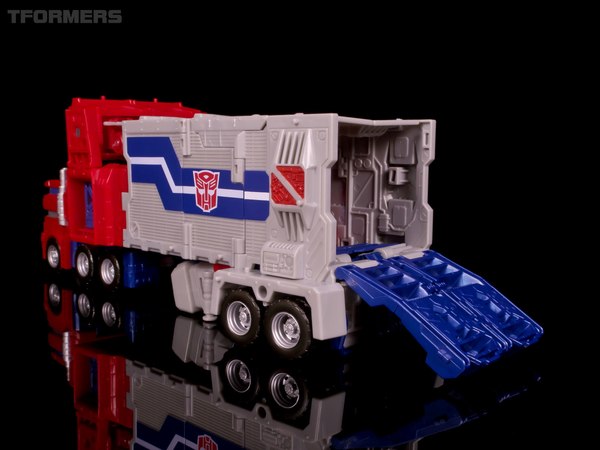 TFormers Gallery   Siege On Cybertron Magnus Prime 026 (26 of 108)